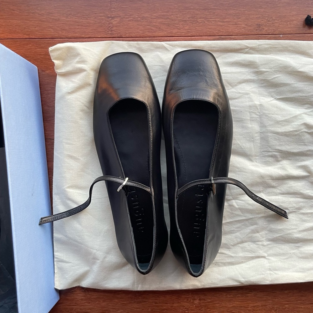 Augusta mary janes in black